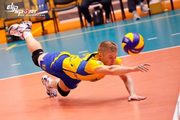 Các lỗi thường gặp trong bóng chuyền mà bạn nên chú ý đến